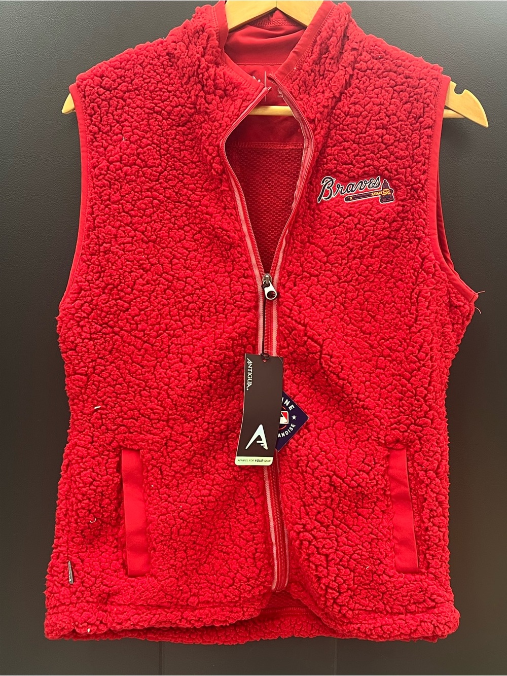Women’s Braves Red Sherpa Vest